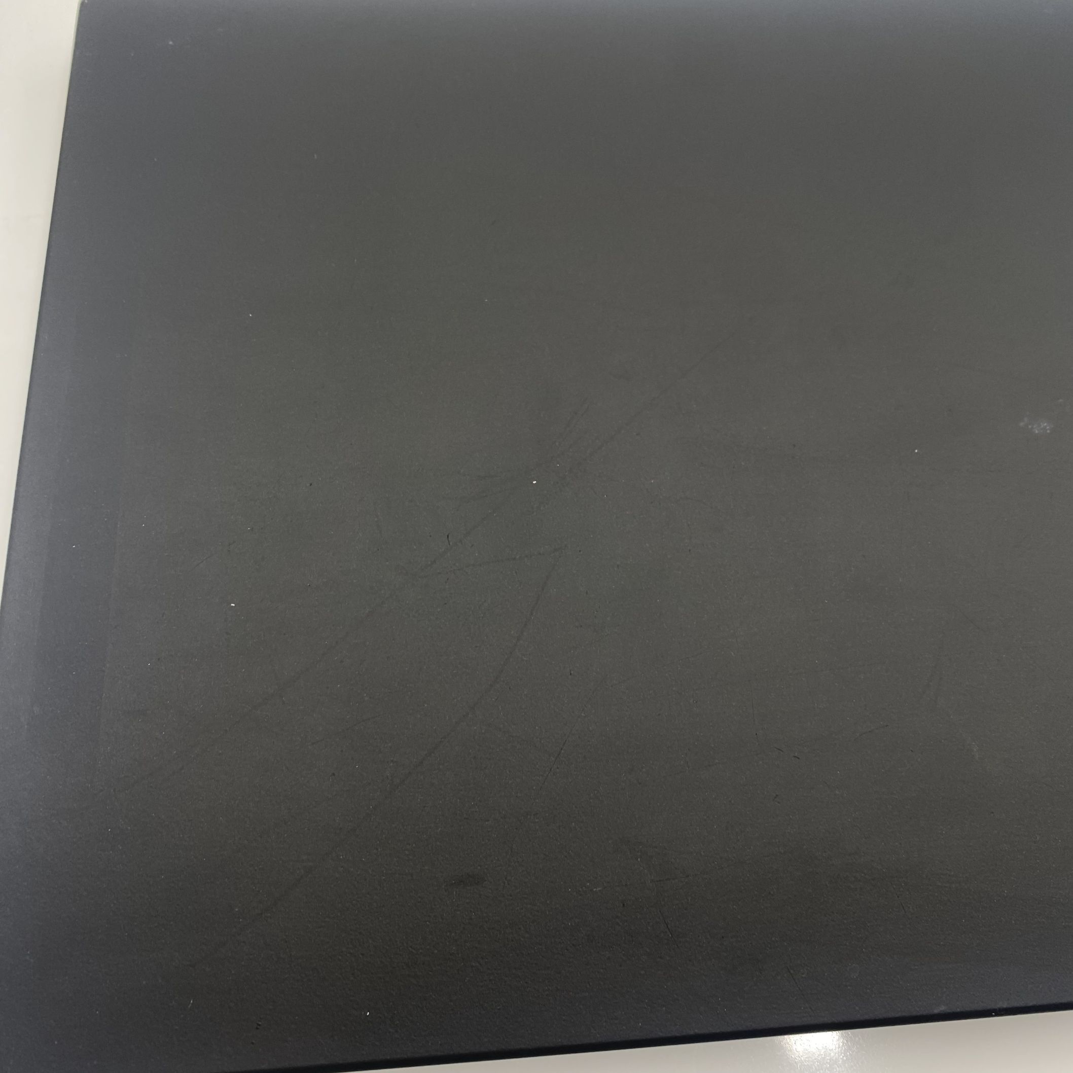 Lenovo ThinkPad T14 AMD Ryzen 5 4650U 8GB RAM 256GB SSD - Imagen 3