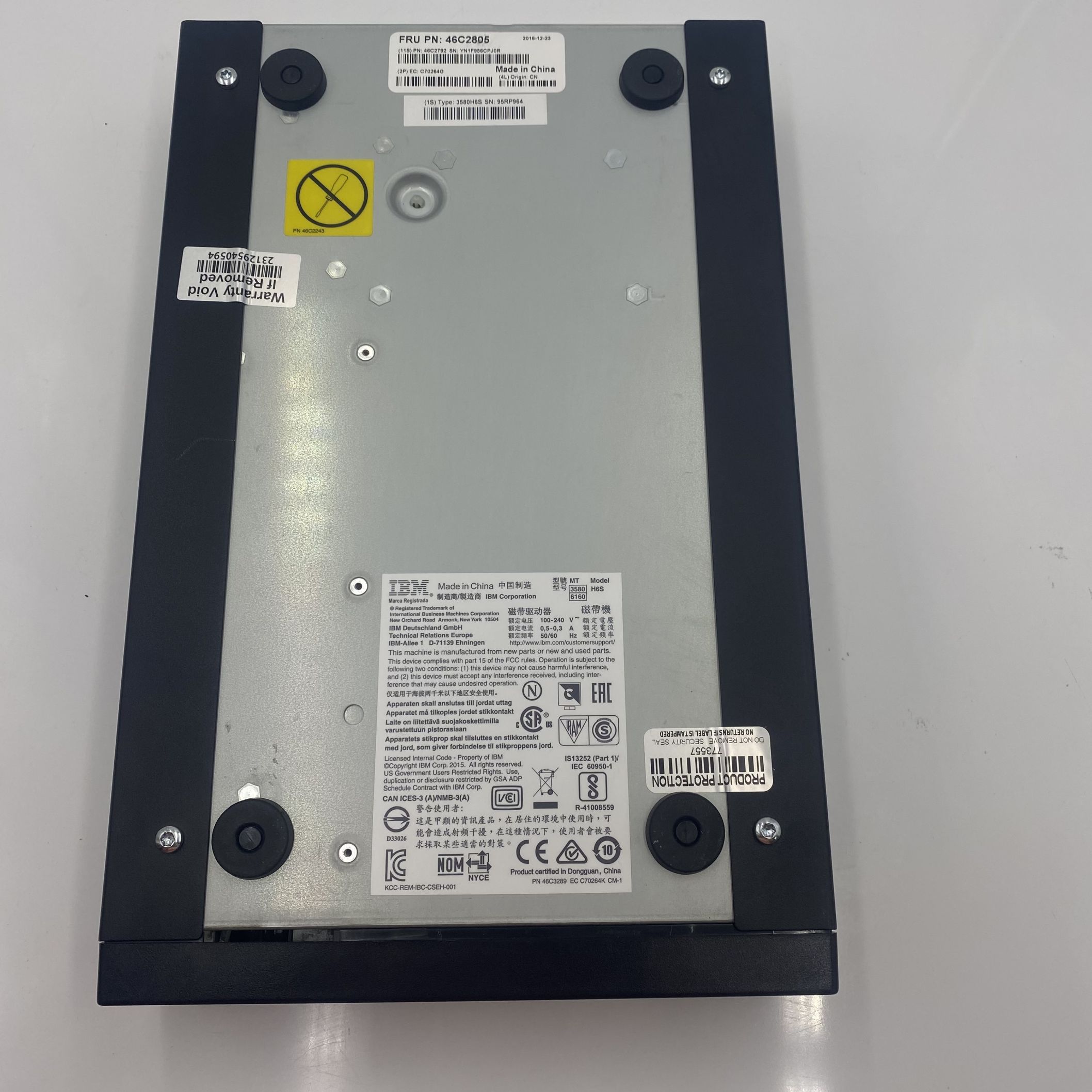 IBM Ultrium-6 LTO6 HH External SAS Tape Drive 46C2805 - Imagen 4