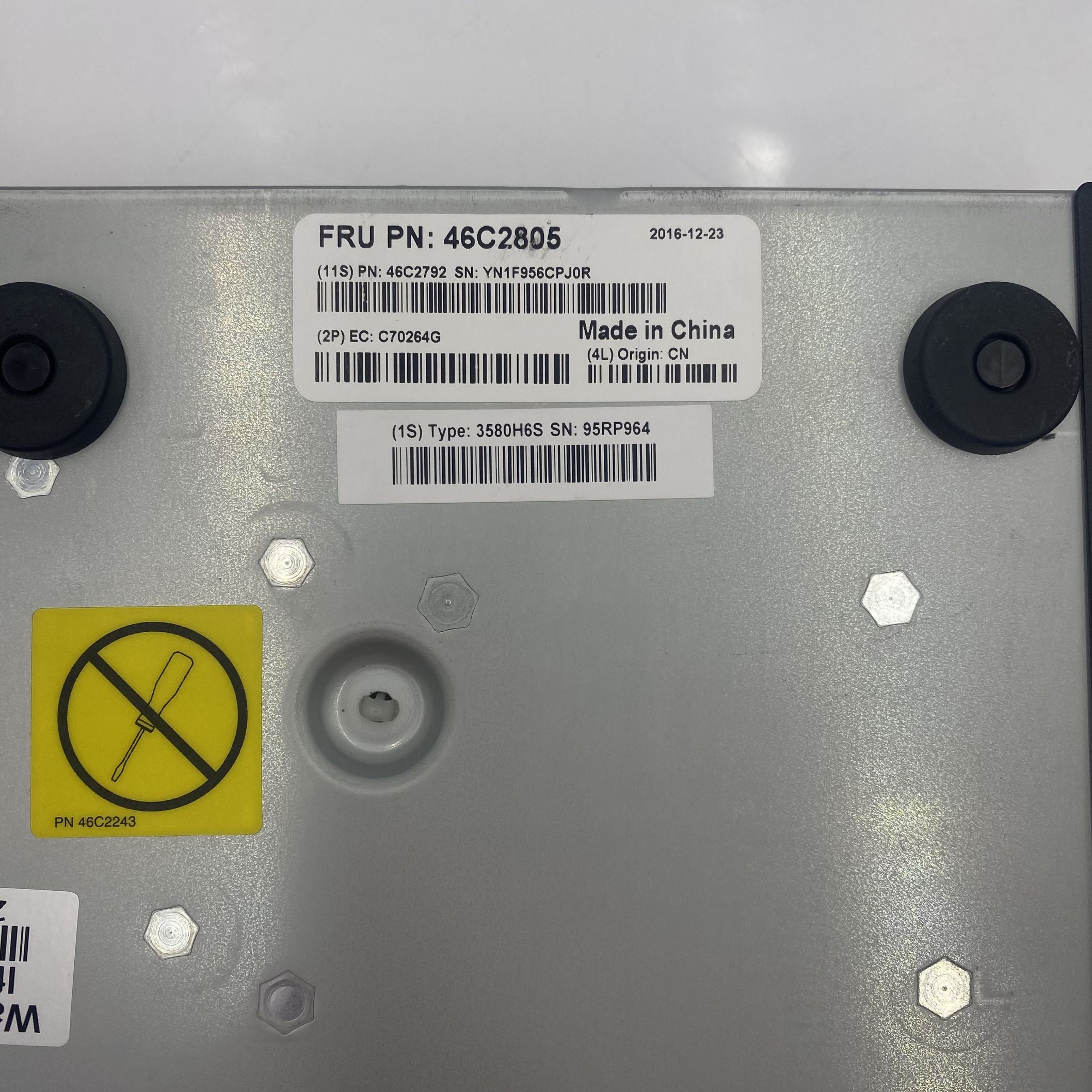 IBM Ultrium-6 LTO6 HH External SAS Tape Drive 46C2805 - Imagen 6