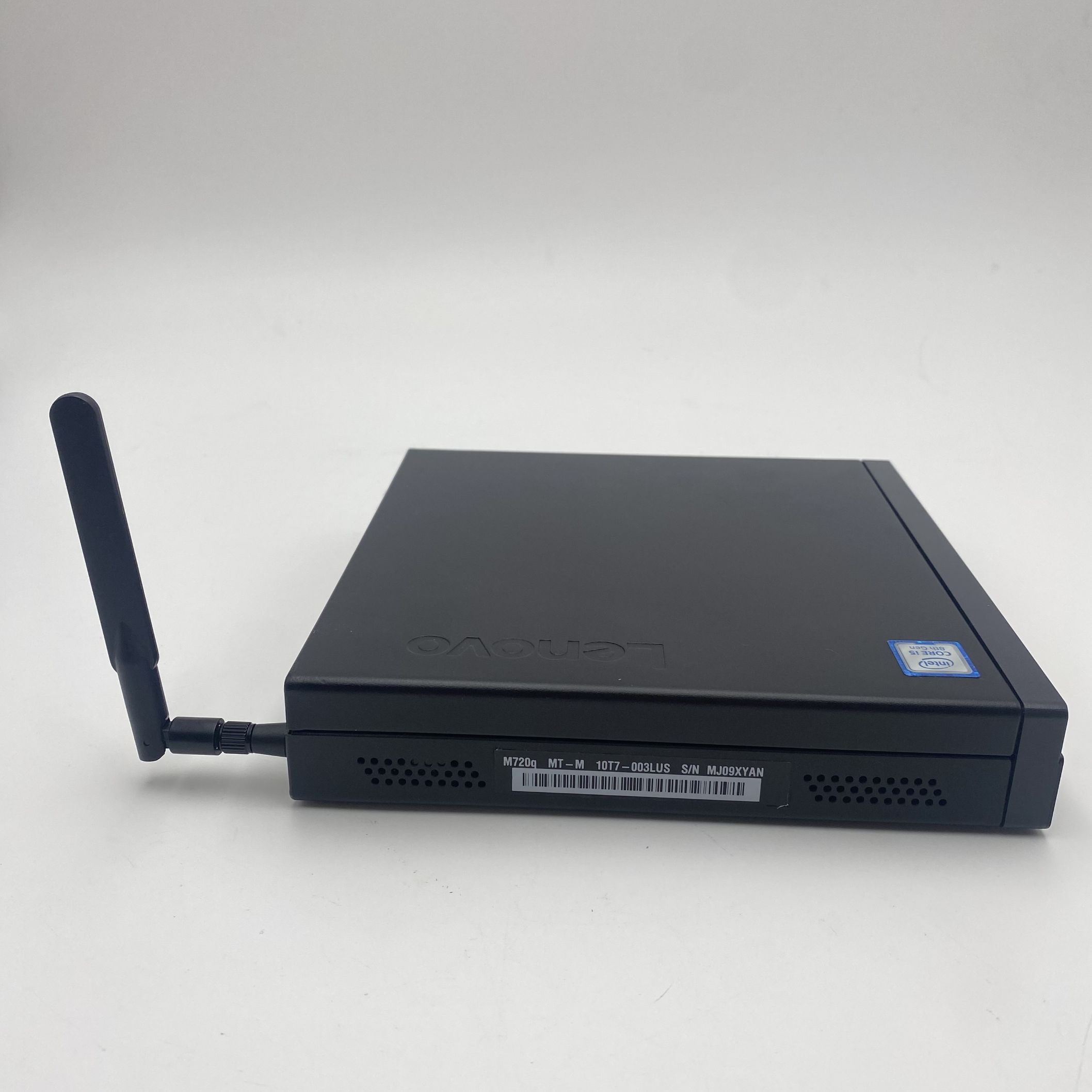 Lenovo ThinkCentre M720Q I5-8400T 8GB RAM 128GB SSD - Imagen 4