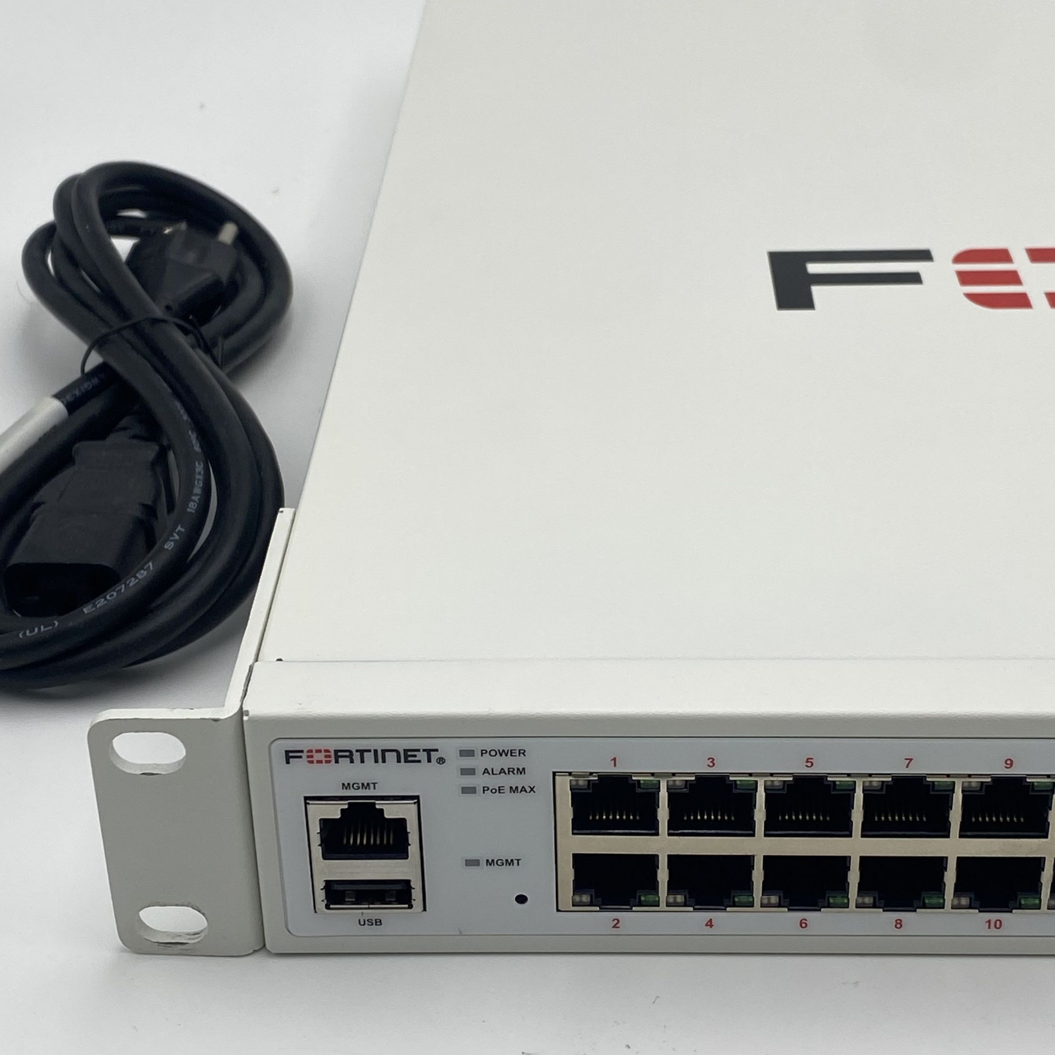 Fortinet Layer 2/3 FortiSwitch 48 port Gigabit PoE+ Switch FS-448E-FPOE - Image 3