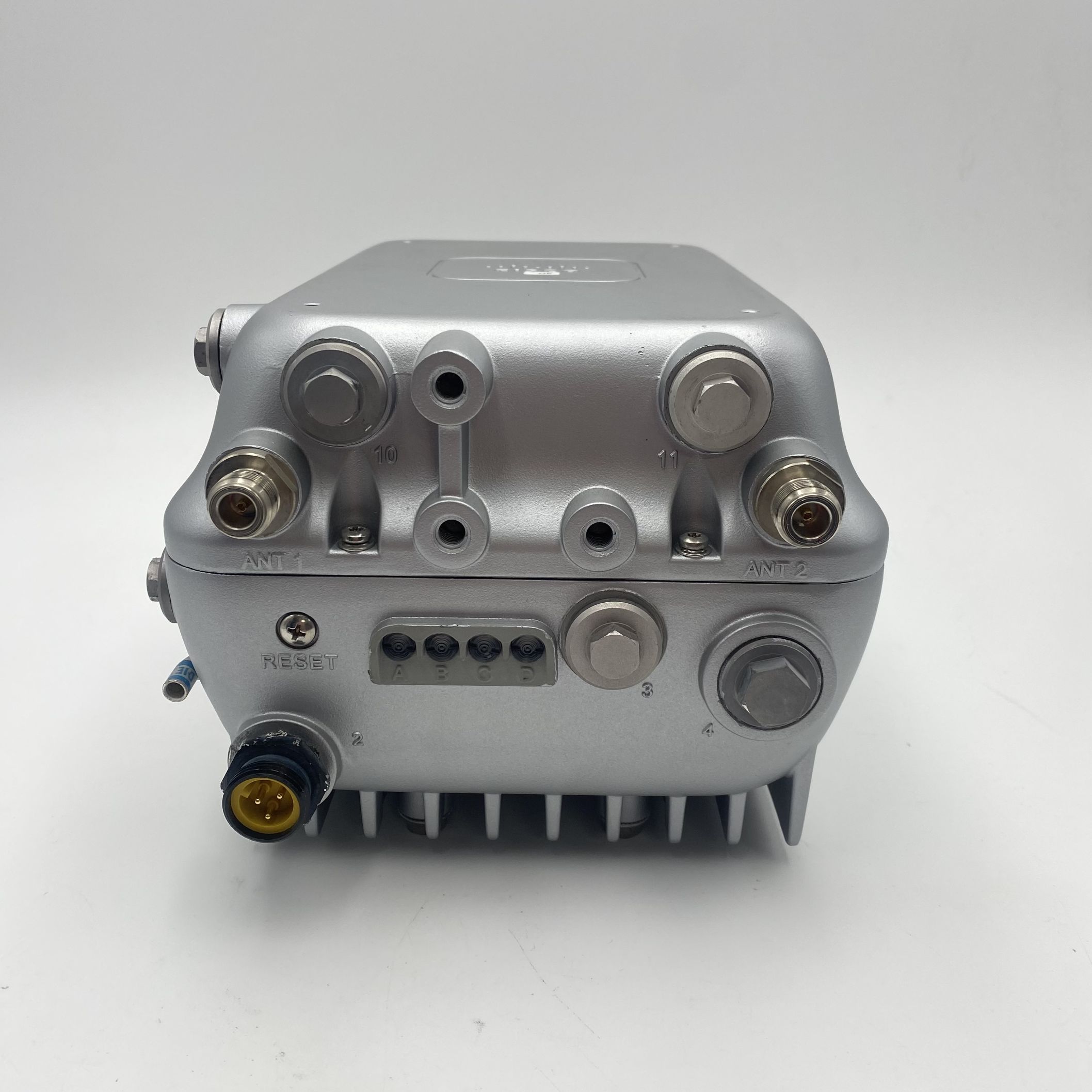 Cisco Aironet 1570 Series 1572EAC Outdoor Access Point AIR-AP1572EAC-A-K9 - Image 2