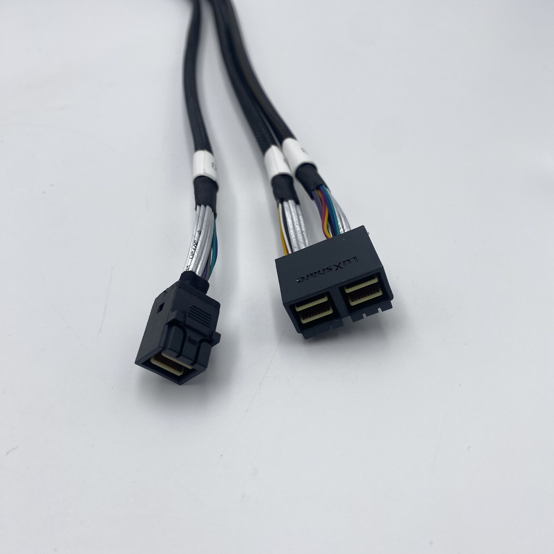 Lenovo SR630 10x2.5 HDD BP Signal Cable 01KN053 - Imagen 3
