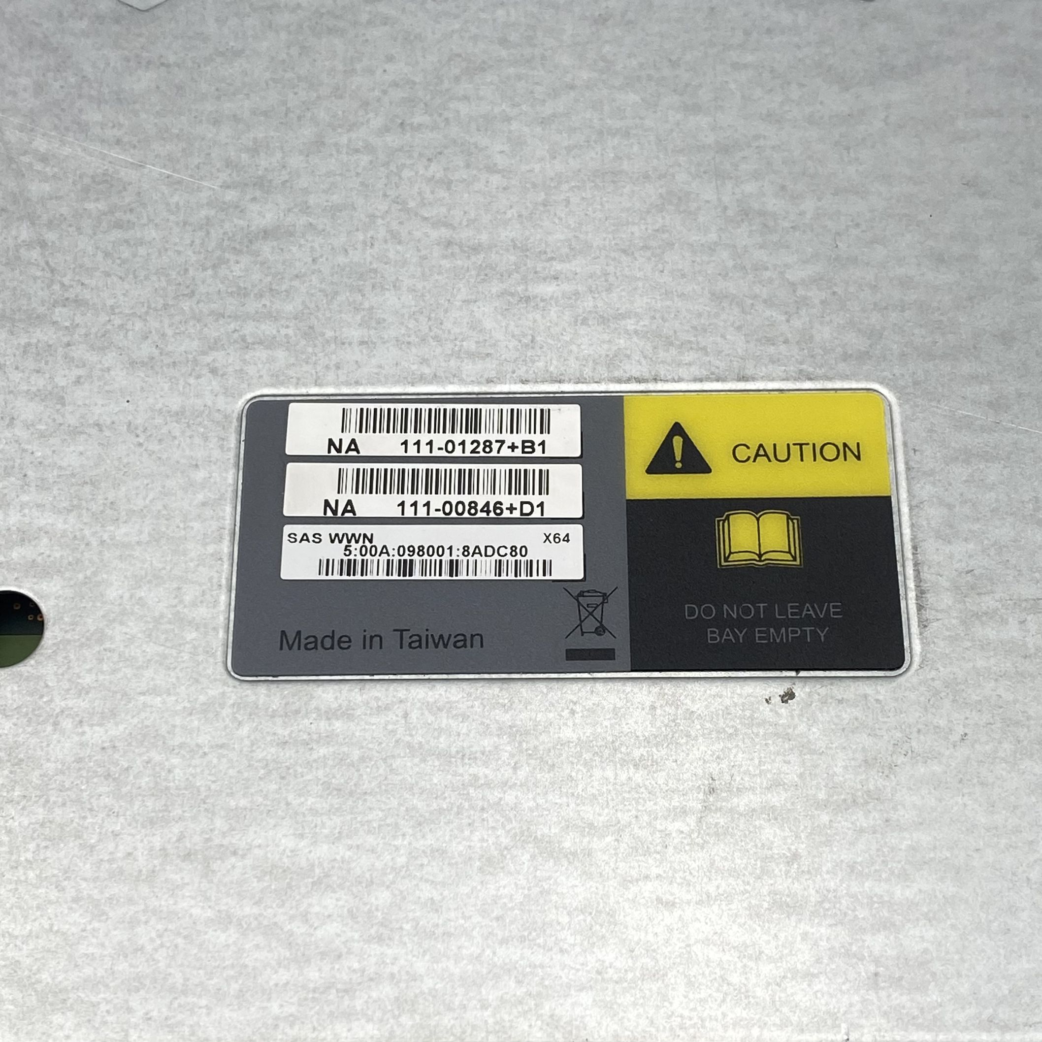 NETAPP FAS2240/FAS2220 CONTROLLER *1 Batt + 1 SSD + 2 Memories* 111-00846 - Image 6