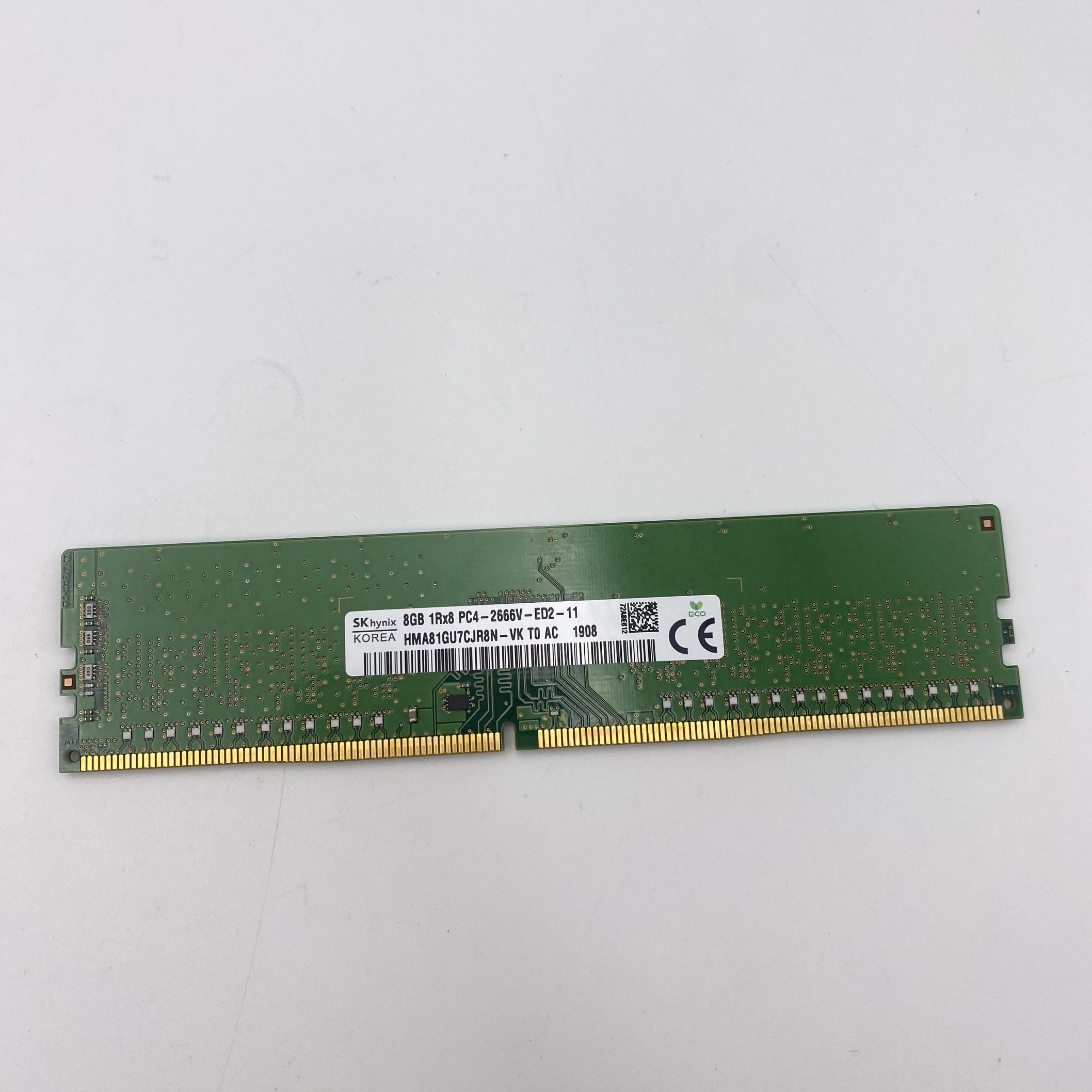 Lenovo ThinkSystem 8GB TruDDR4 2666 MHz (1Rx8, 1.2V) UDIMM 4X77A08689 01KR359 - Imagen 2