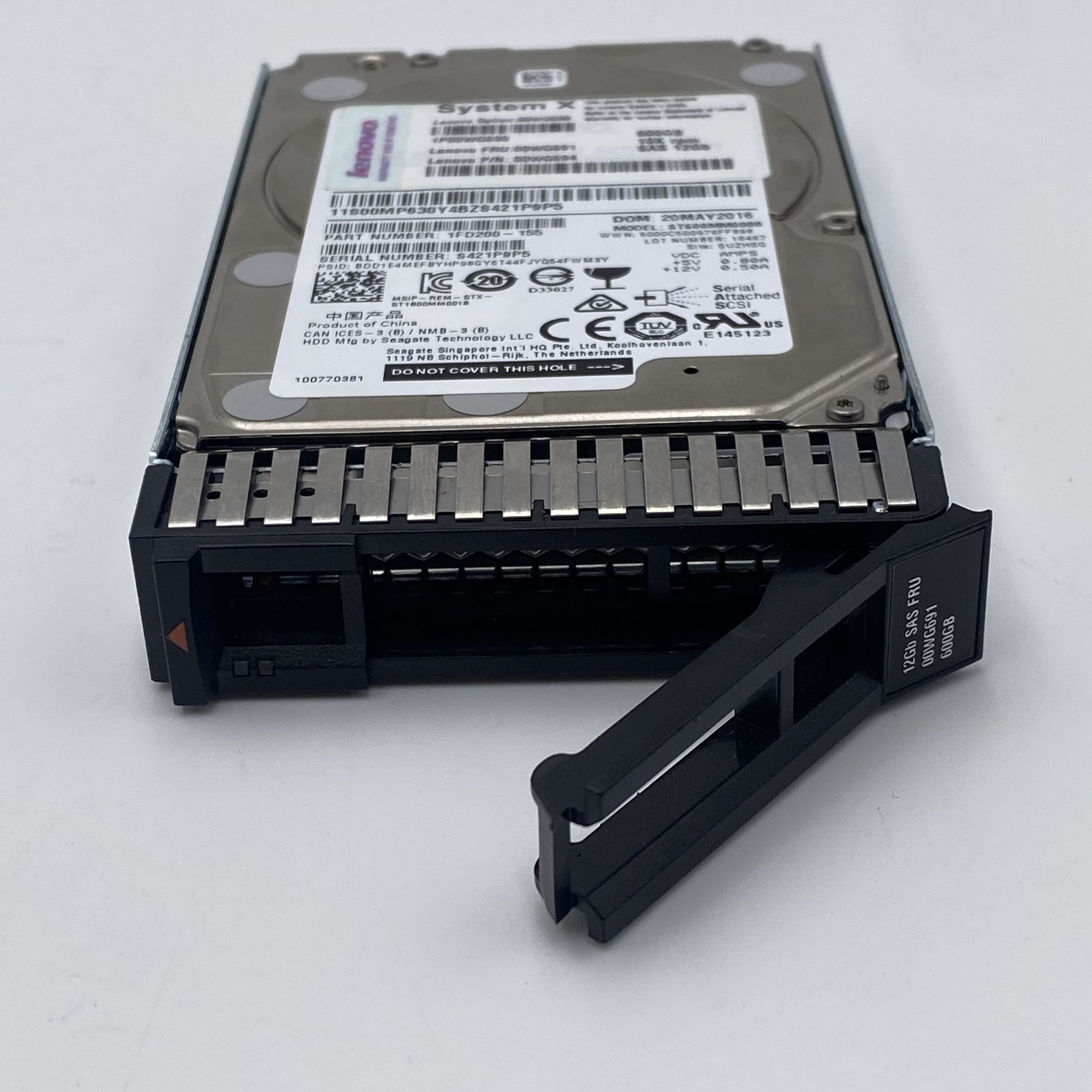 LENOVO 600GB 10K 12Gbps SAS 2.5" G3HS HDD *With Tray* AT8A 00WG690 00WG691