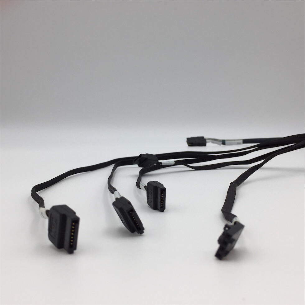 CISCO UCS C220 SAS PORT 1 CABLE 4112 1110961055 - Image 7