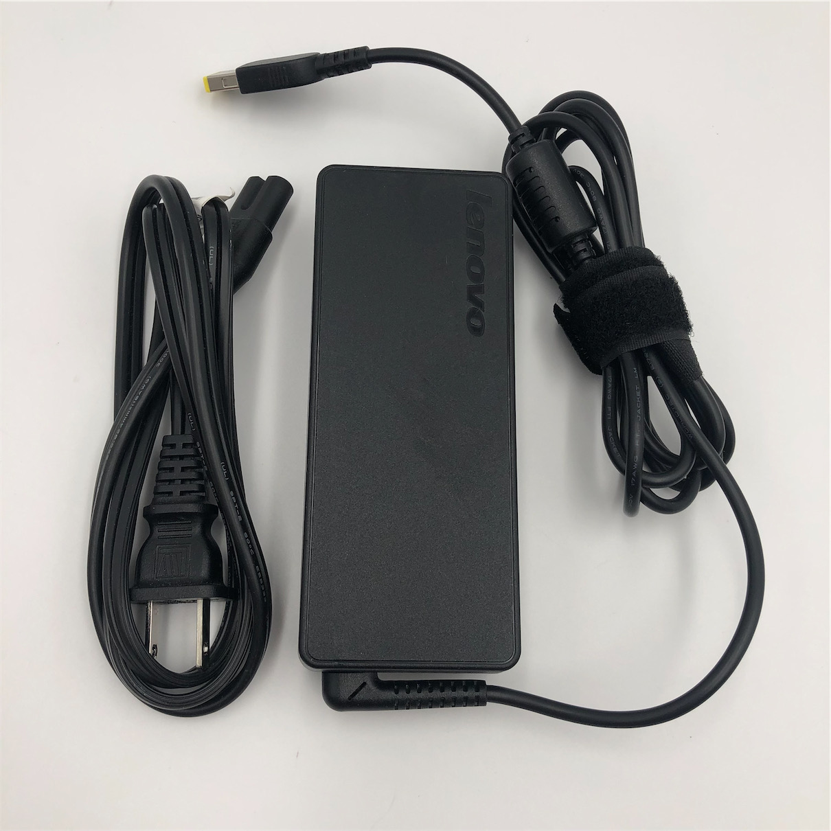 Lenovo ThinkPad X1 90 Watt AC Adapter