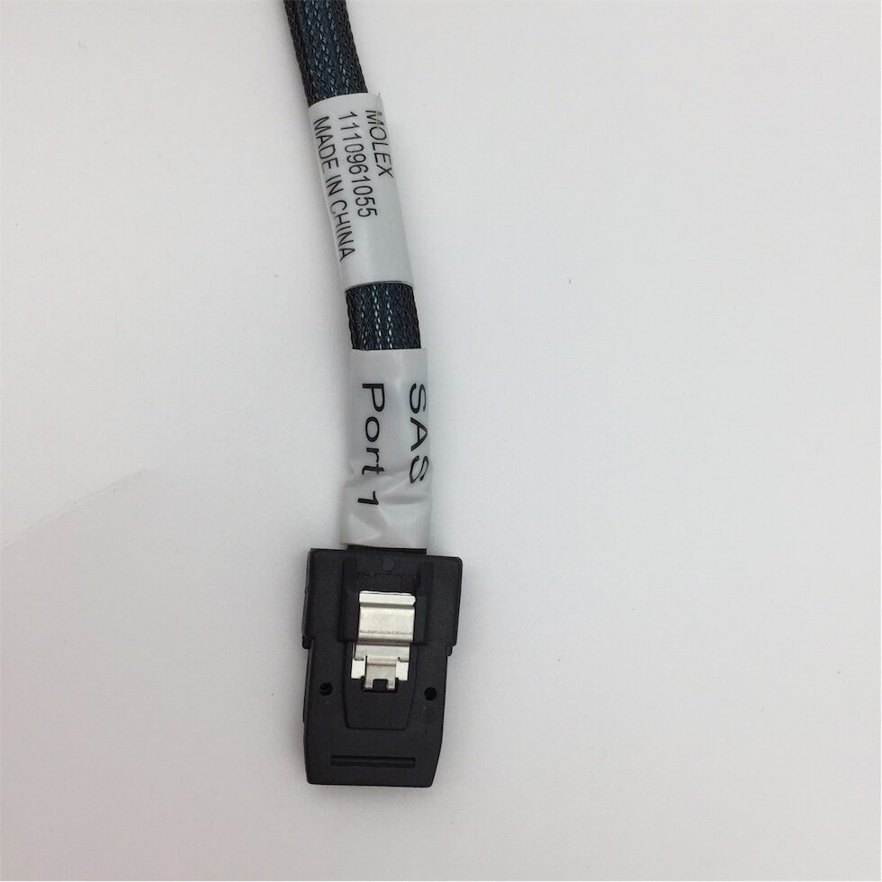 CISCO UCS C220 SAS PORT 1 CABLE 4112 1110961055 - Image 4