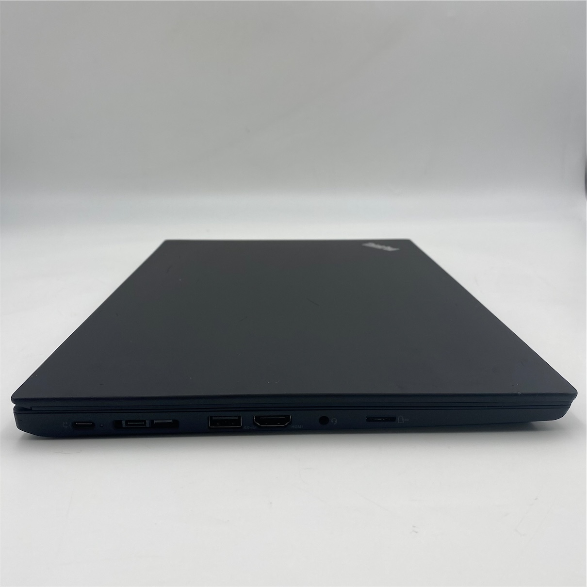 Lenovo ThinkPad T14 Gen2 AMDRyzen 7 5850U 16GB RAM 512GB SSD *SCRATCHES* - Image 5