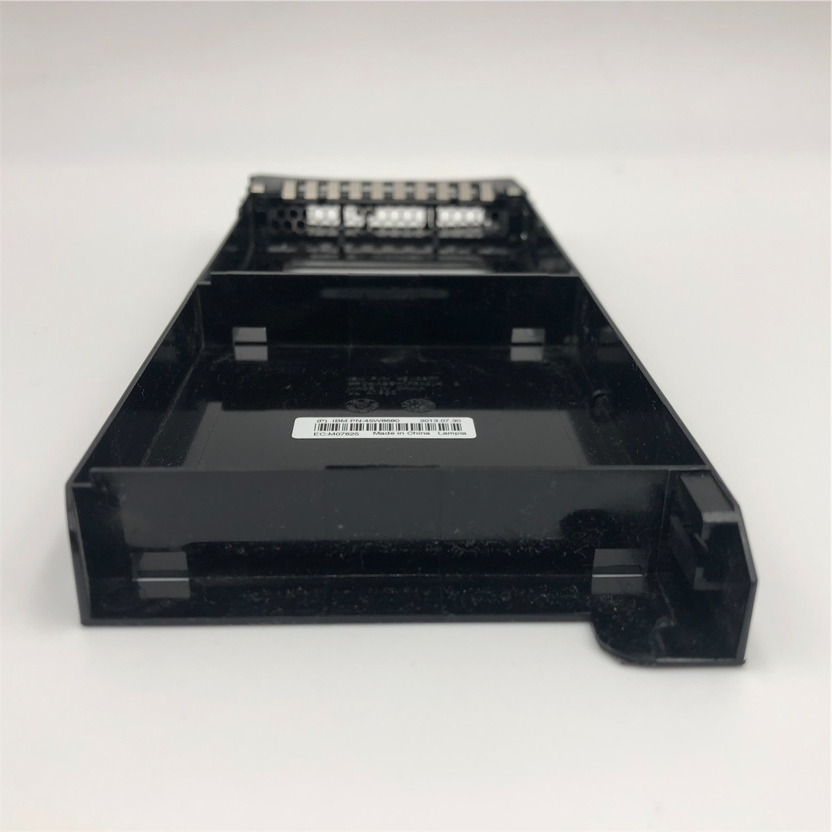 IBM 2.5'' BAY FILLER TRAY SFF StorWize - Image 10