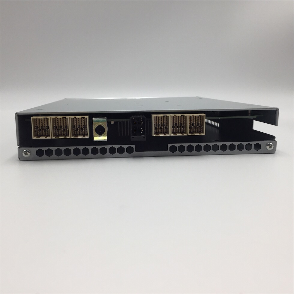 IBM Expansion Canister ESM Controller V7000 - Image 4