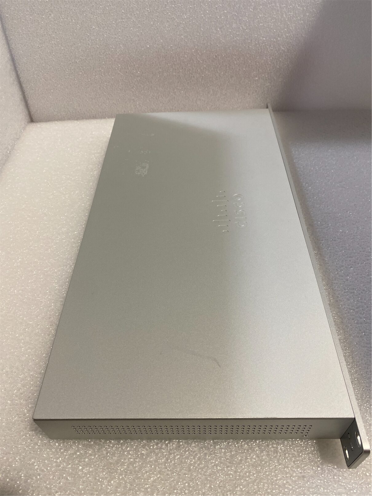 CISCO MERAKI CLOUD-MANAGED 24 PORT GIGABIT SWITCH 600-58010-A MS225-24-HW - Image 4