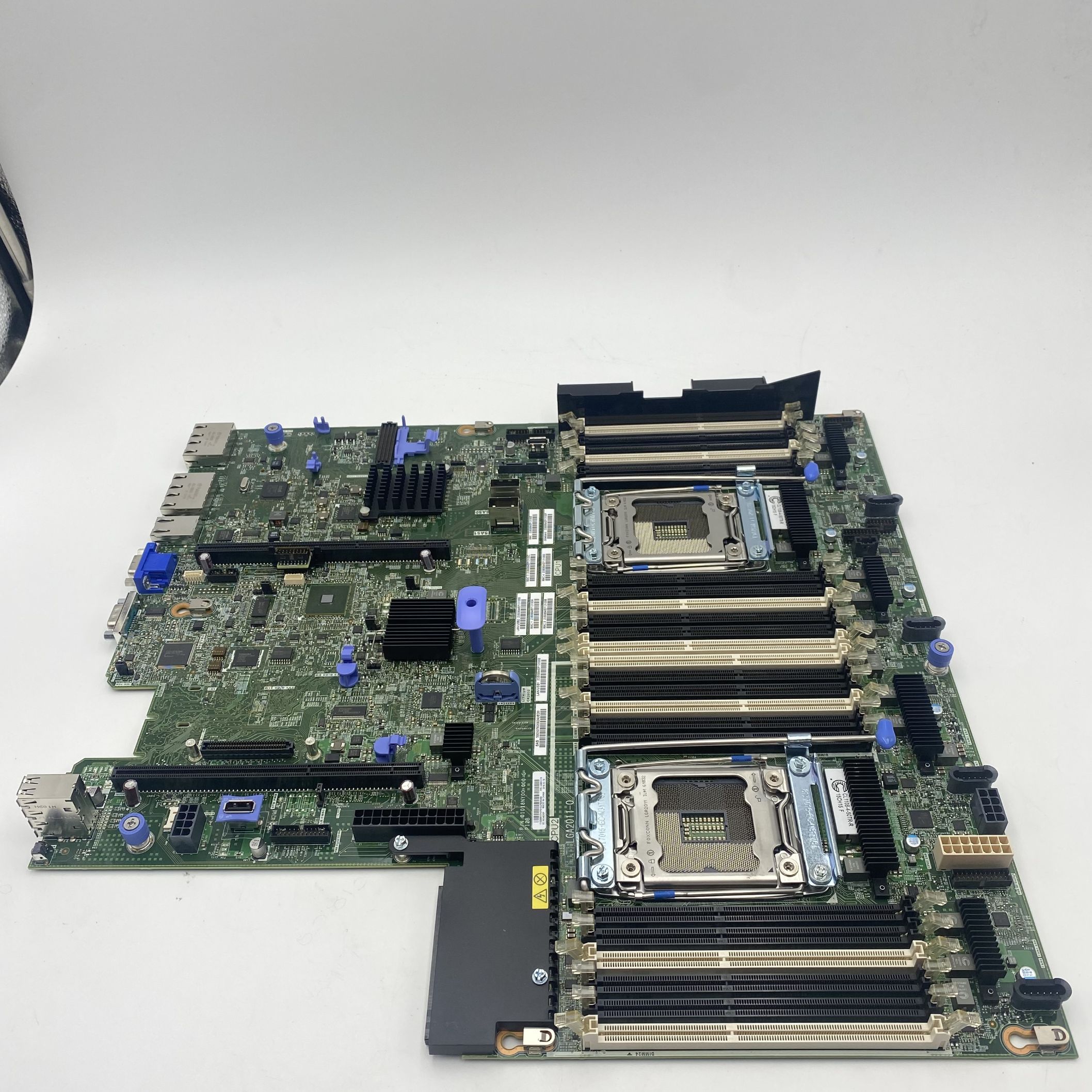 IBM XSERIES 3650M4 SYSTEM BOARD V2 00MX553 00MV215 00AM209 00D2888 00MV219 - Imagen 3