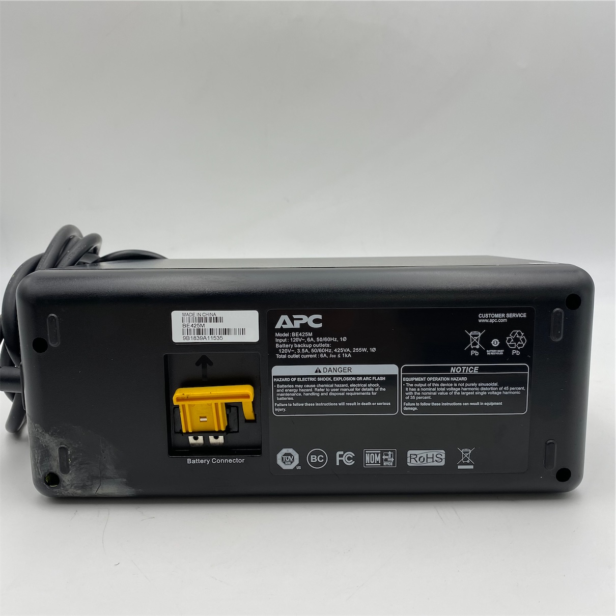 APC Back-UPS 425VA, 120V, 6 NEMA outlets (No battery) BE425M - Image 2