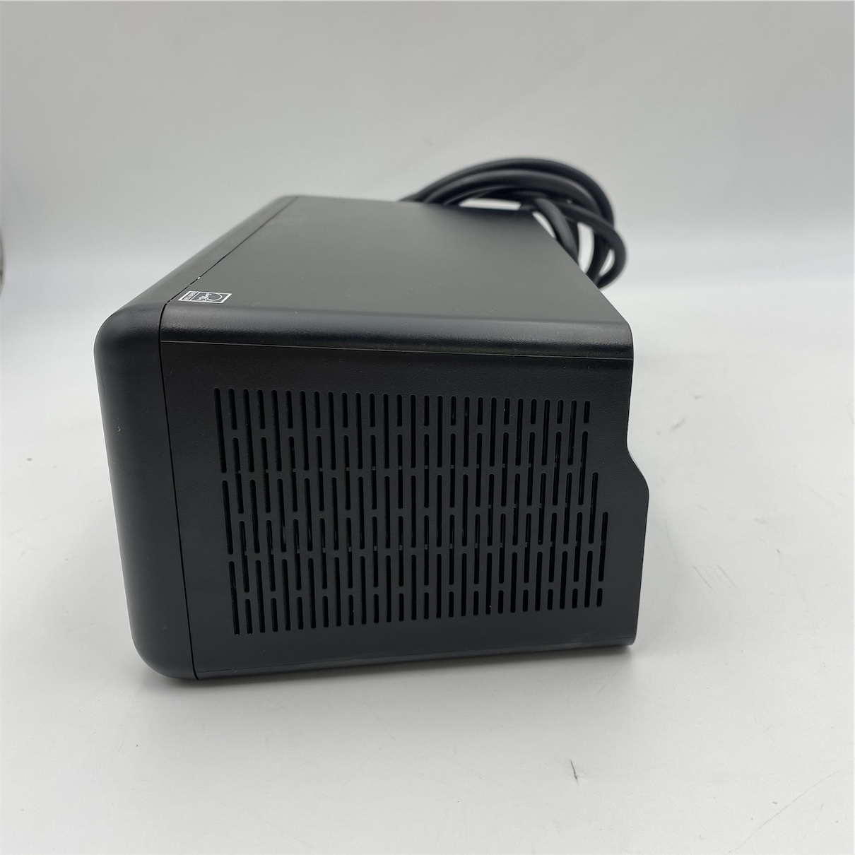 APC Back-UPS 425VA, 120V, 6 NEMA outlets (No battery) BE425M - Image 4